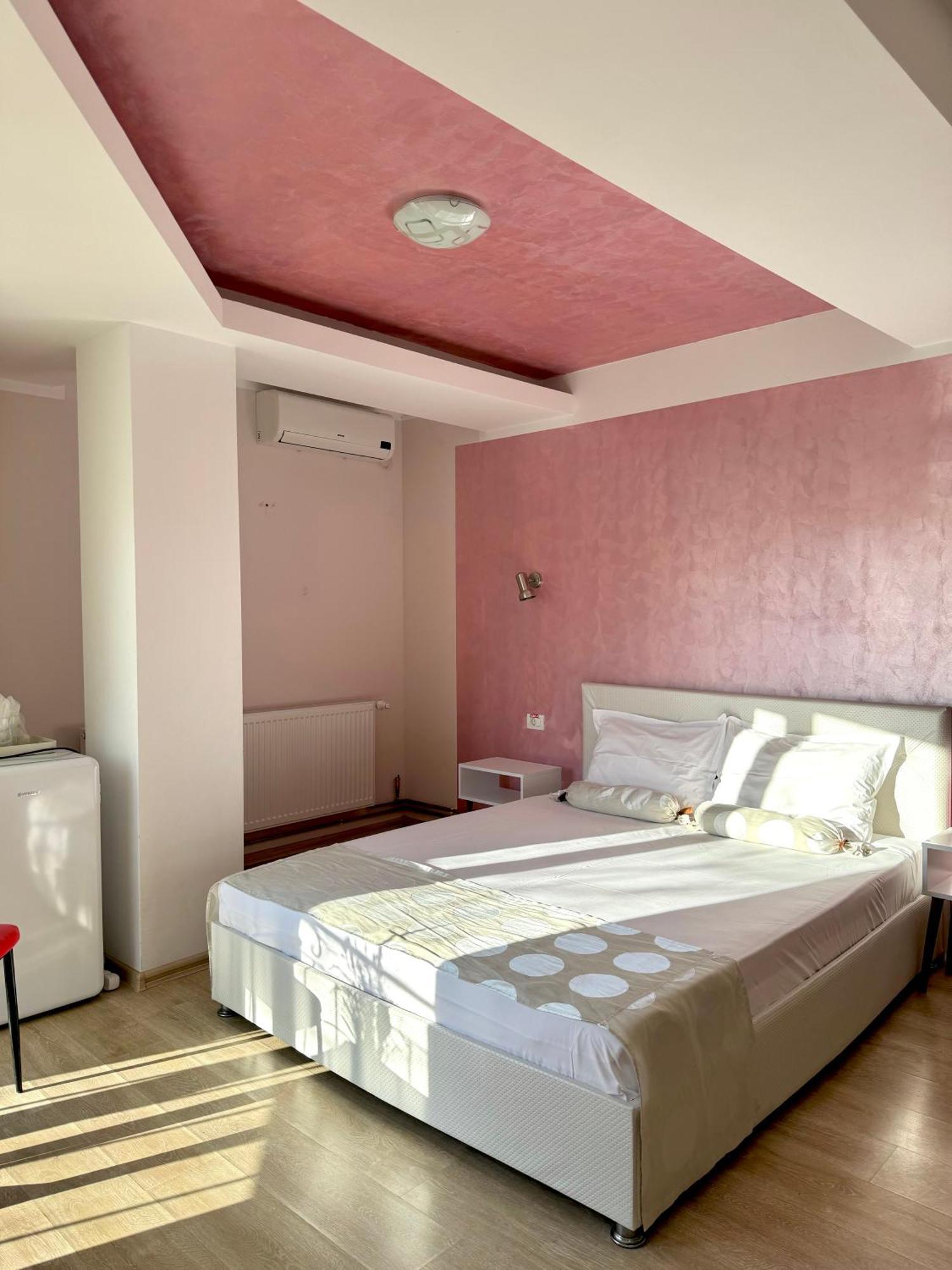 H By Hambar Apartman Vama Veche Kültér fotó