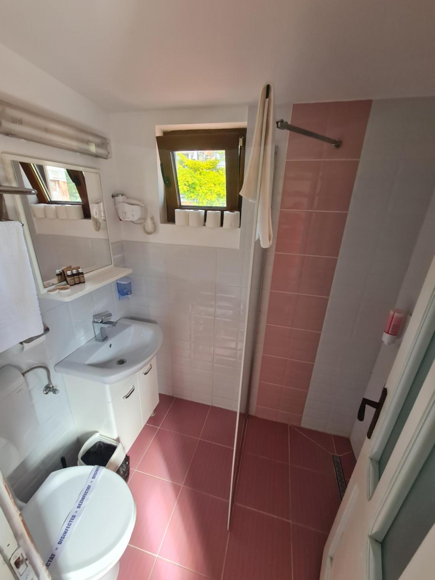 H By Hambar Apartman Vama Veche Kültér fotó