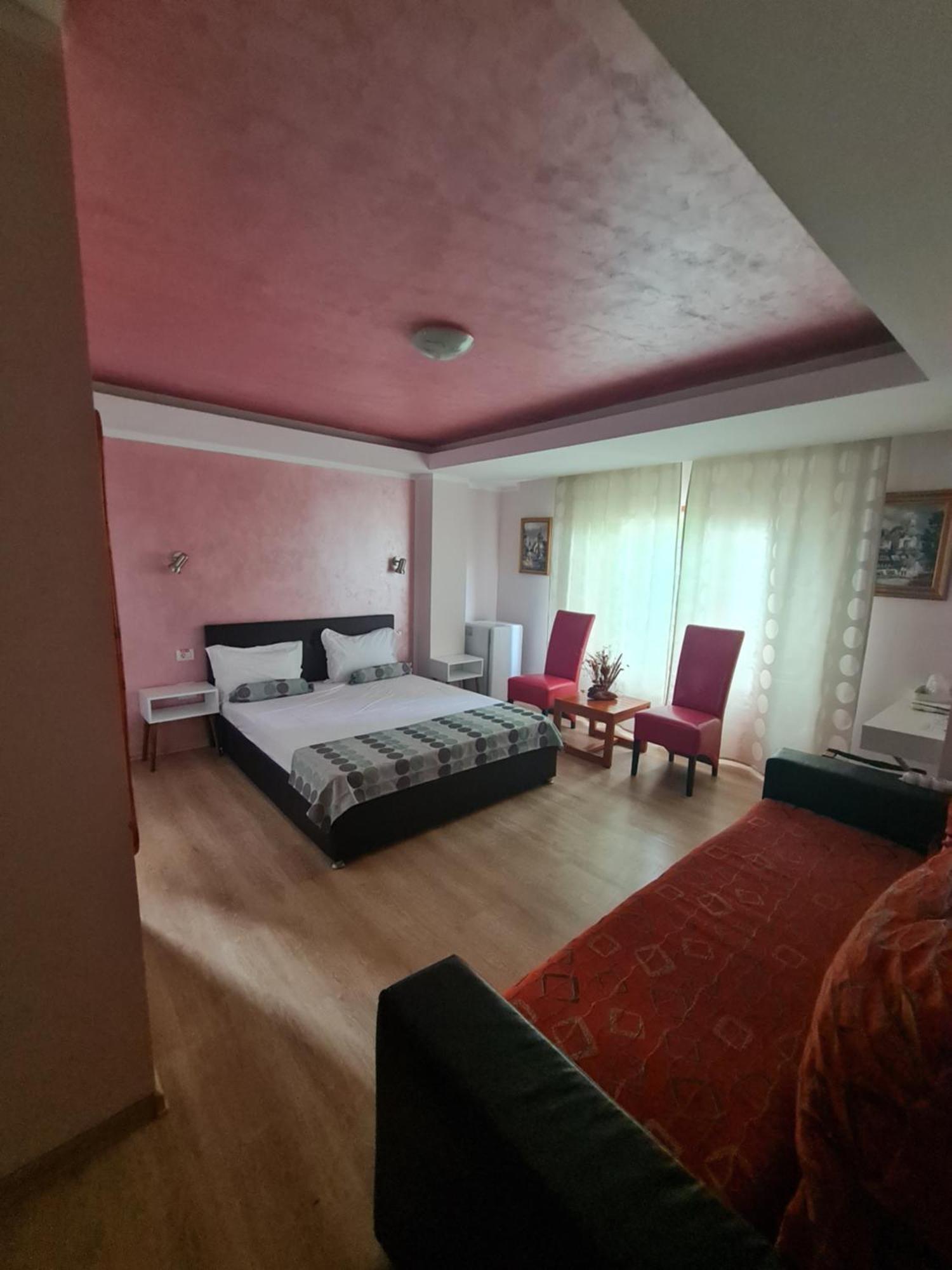 H By Hambar Apartman Vama Veche Kültér fotó